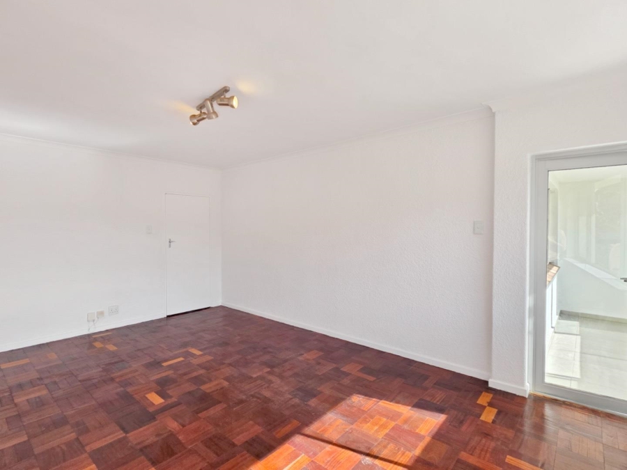To Let 2 Bedroom Property for Rent in Three Anchor Bay Western Cape